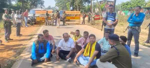 आदिवासियों से मिलने बुरजी जा रहे पूर्व मंत्री गागड़ा को पुलिस ने रोका