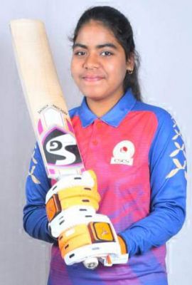 अंडर 15 महिला क्रिकेट टीम में बचेली की गरिमा का चयन