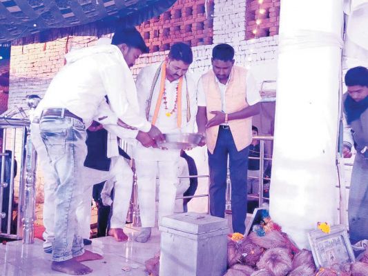 संसदीय सचिव चंद्रदेव ने किया पांच दिवसीय गुरू घासीदास जयंती समारोह का शुभारंभ