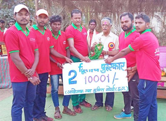 शहीद शंकर गुहा नियोगी की स्मृति में आयोजित टेनिस बाल क्रिकेट प्रतियोगिता का समापन