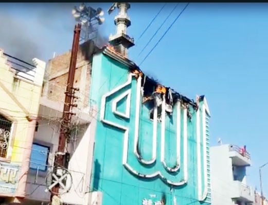 नांदगांव की घनी बस्ती तुलसीपुर के मस्जिद में शार्ट-सर्किट से आग