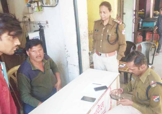 अवैध रेलवे ई-टिकट का कारोबार करने वाले 2 गिरफ्तार