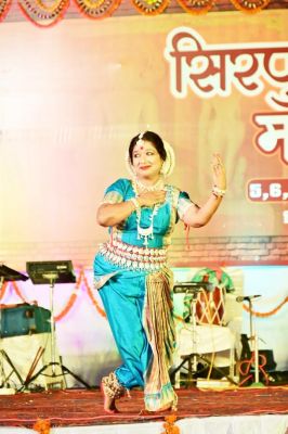 सिरपुर में अंतिम दिन रंगारंग सांस्कृतिक प्रस्तुति, पूरना की ओडिसी नृत्य ने दर्शकों को किया मंत्रमुग्ध   