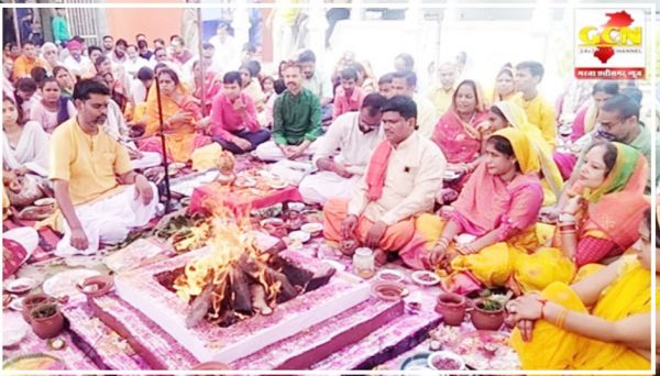 नौ दिनों तक उपासना के बाद ज्योत जवारा का बाजे-गाजे के साथ विसर्जन