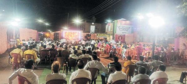 जैन समुदाय ने निकाली शोभायात्रा, दादाबाड़ी में भक्ति संगीत का आयोजन