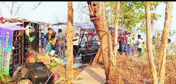 ओडिशा की अशोक डीजे का तेरेकेला के पास दुर्घटना, 2 मौतें, 3 घायल  