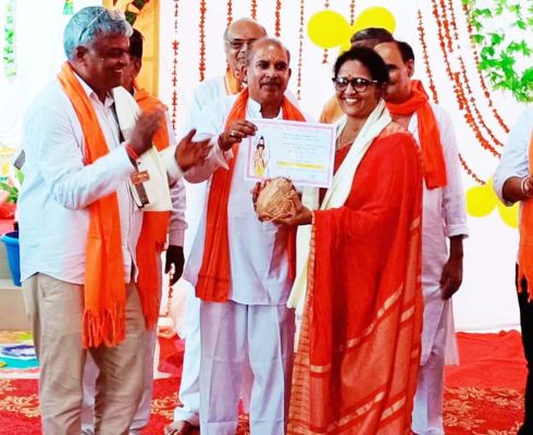 परशुराम जयंती के अवसर पर विशिष्ट विप्र गौरव सम्मान से नवाजी गई मधु तिवारी