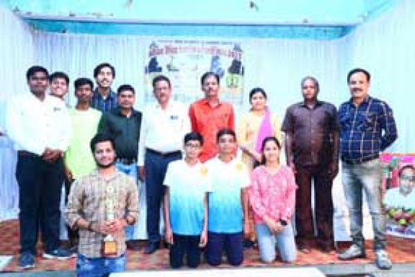 ओपन रैपिड शतरंज स्पर्धा: रायगढ़ के शुभम चैंपियन