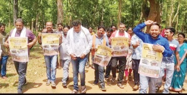 भाजपा कार्यकर्ताओं ने गौठानों की पोल खोली