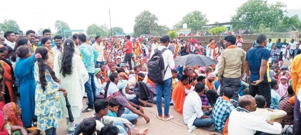 रौतिया समाज ने किया चक्काजाम, अजजा सूची में सम्मिलित करने की मांग उठी