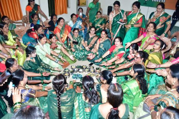 भाजपा महिला मोर्चा ने मनाया सावन उत्सव