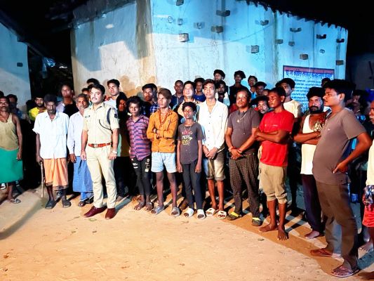 धरमजयगढ़ पुलिस ने युवाओं को नशे से दूर रहने किया प्रेरित