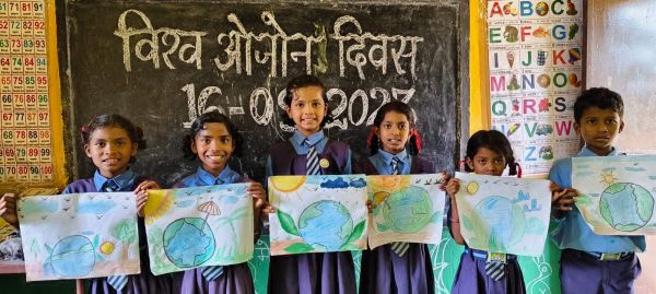 विश्व ओजोन दिवस : बच्चों ने चित्रकला  से दिया पर्यावरण संरक्षण का संदेश