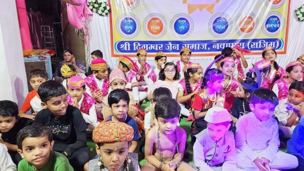 पर्वराज पर्युषण पर्व के दूसरे दिन मार्दव धर्म की पूजा आराधना