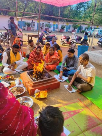 महाअष्टमी पर निगम परिसर दुर्गा मंदिर में हवन-पूजन, सुख समृद्धि की कामना