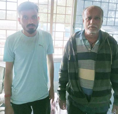 मारपीट और अपमान के आरोपी पार्षद और पुत्र गिरफ्तार