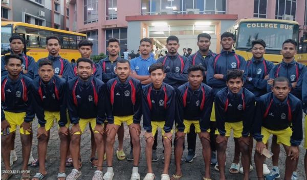 कांकेर के 3 छात्रों का अंतर विवि  फुटबॉल स्पर्धा के लिए चयन