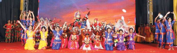 वार्षिकोत्सव में दिखी भारतीय संस्कृति की झलक
