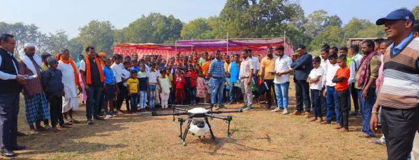 पंचायतों में ड्रोन कृषि तकनीक प्रदर्शन