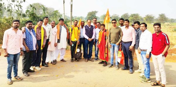 अयोध्या के लिए ओडिशा से निकले पदयात्रियों का भखारा में स्वागत