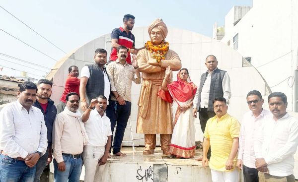 भाजपाइयों ने विवेकानंद जयंती को युवा दिवस के रूप में मनाया