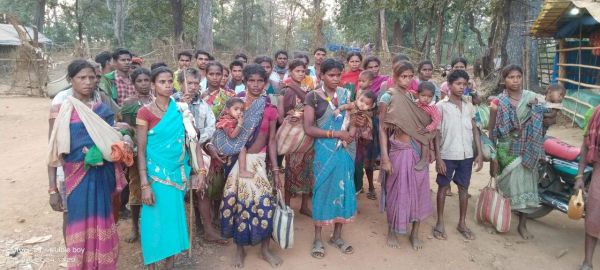 आदिवासियों ने लगाया पुलिस पर मारपीट का आरोप, 6 हिरासत में