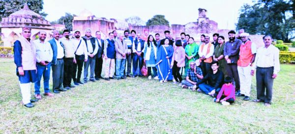 रतनपुर में लगी साहित्यकारों  की चौपाल, स्थापित होगा  वनमाली सृजन केंद्र