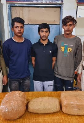 6 किलो से अधिक  गांजे के साथ पुणे, बरगढ़ के युवक गिरफ्तार