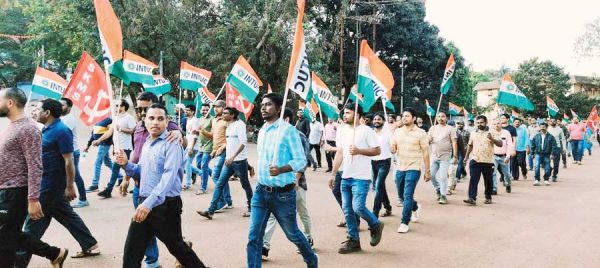 किरंदुल में श्रमिक संघ एमएमडब्ल्यू व एसकेएमएस ने निकाली रैली