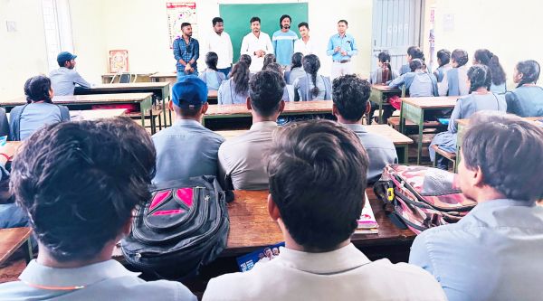 जुड़ेगा विद्यार्थी जीतेगा इंडिया कैंपेन के माध्यम से आईटीआई के छात्रों ने ली एनएसयूआई की सदस्यता  