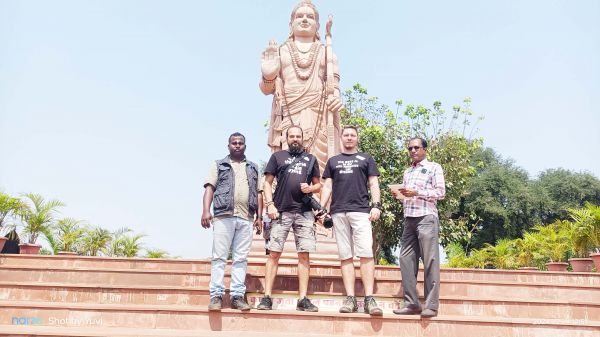 राजिम कुंभ कल्प मेला के पहले दिन पहुंचे विदेशी पर्यटक