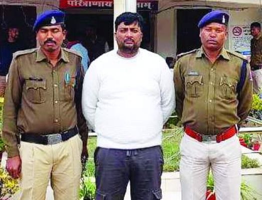 खुद को डिप्टी कलेक्टर होने का धौंस, आरोपी रायपुर से गिरफ्तार