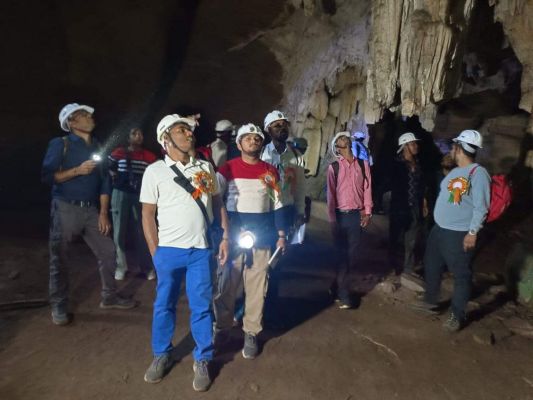 कांगेर घाटी में 2 दिनी गुफाओं पर आधारित कार्यशाला 