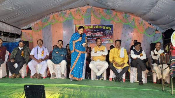 डॉ. लक्ष्मी ध्रुव का फरसियां के ग्रामवासियों ने जताया आभार
