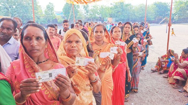 प्रचंड गर्मी की परवाह छोड़ नांदगांव संसदीय  क्षेत्र में मतदाताओं ने की वोटों की बारिश