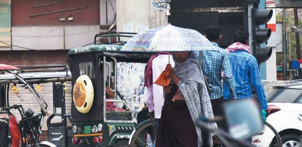 बंगाल से आ रही नमी, कल प्रदेश में बारिश और गाज गिरने के संकेत