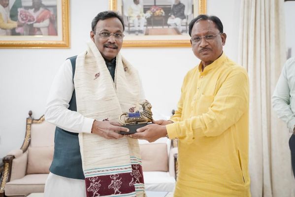 भाजपा के राष्ट्रीय महासचिव विनोद तावड़े ने मुख्यमंत्री विष्णु देव साय से की सौजन्य मुलाकात
