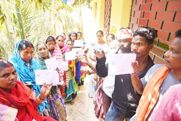 जशपुर जिले में 76.83 फीसदी मतदान