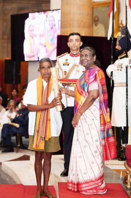 जशपुर जिले के समाज सेवक जागेश्वर यादव को पद्मश्री पुरस्कार