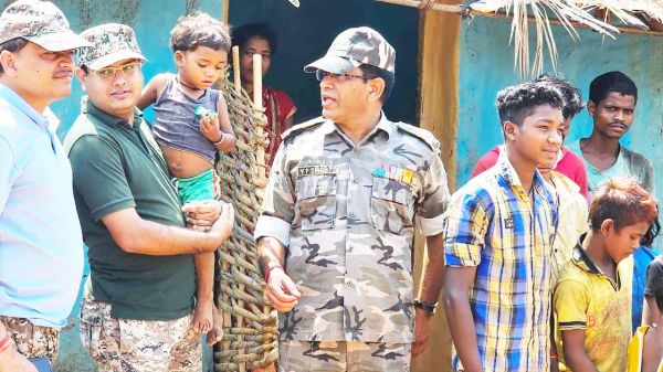 घोर नक्सल प्रभावित संबलपुर में खुला पुलिस का नया कैम्प