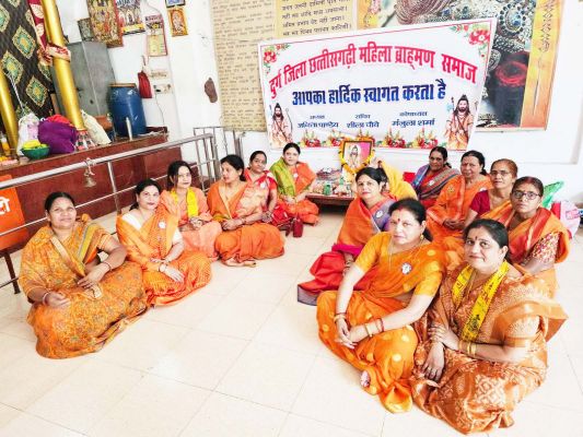 महिला ब्राम्हण समाज ने मनाया भगवान परशुराम जन्मोत्सव