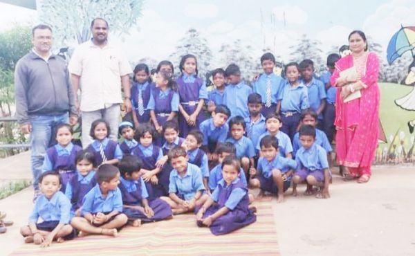 साल्हेपुर स्कूल में हुआ बाल सदन का  गठन, बच्चों को मिली जिम्मेदारी 