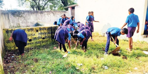  पतरापाली में स्वच्छता श्रमदान