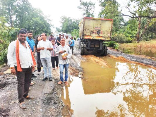 बाधित स्टेट हाईवे को लेकर बैठक